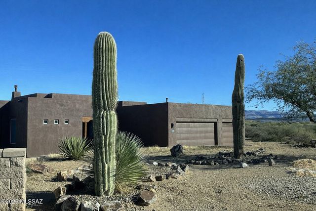 2921 E Edward Lane, Vail, AZ 85641