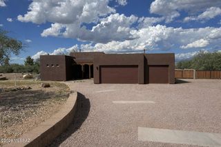 2921 E Edward Lane, Vail, AZ 85641