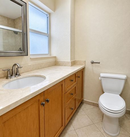 815 Middle River Drive 110, Fort Lauderdale, FL 33304