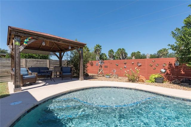 2120 Giselle Street, Mission, TX 78574