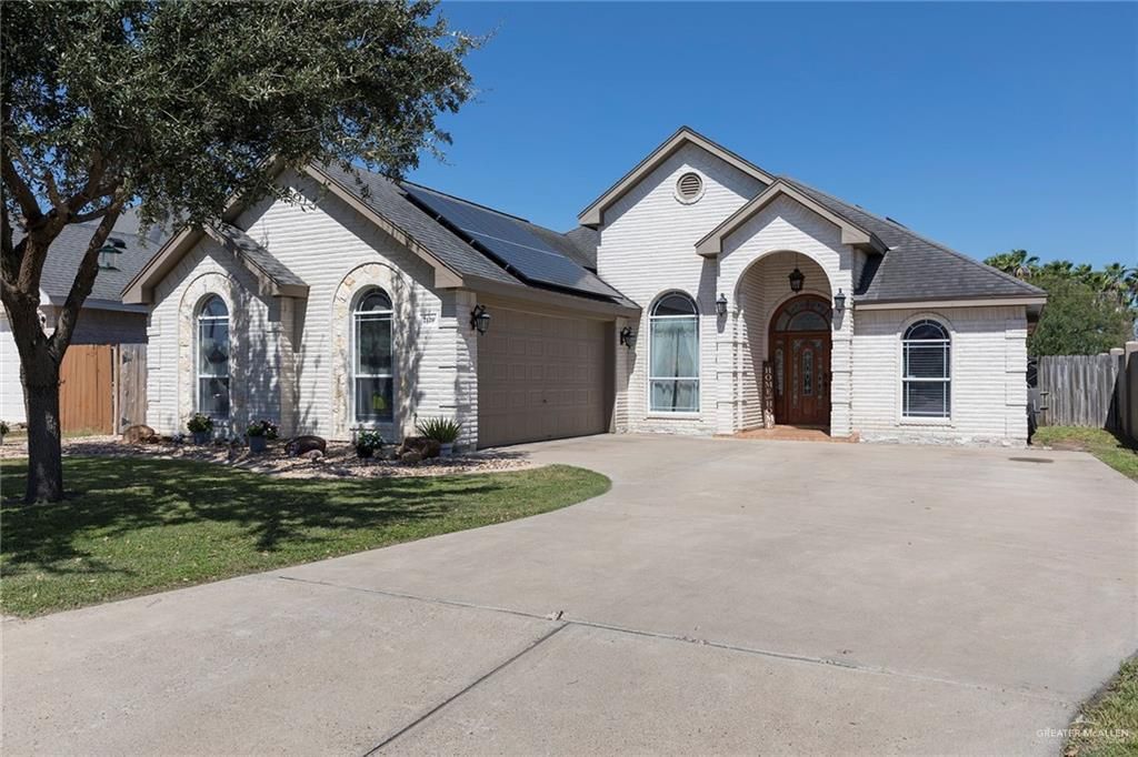 2120 Giselle Street, Mission, TX 78574