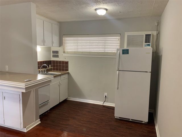 8715 Timberside Drive 3, Houston, TX 77025