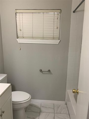 8715 Timberside Drive 3, Houston, TX 77025