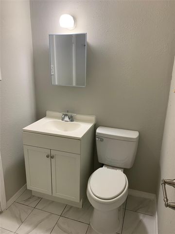 8715 Timberside Drive 3, Houston, TX 77025