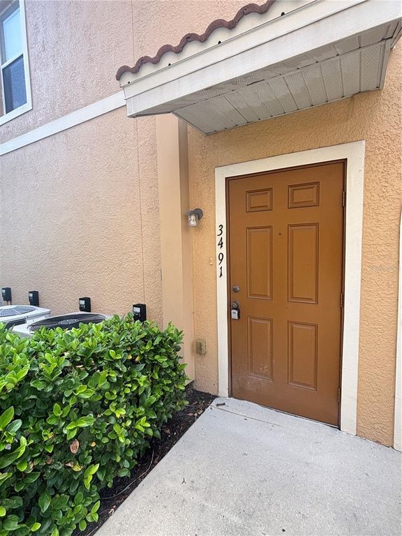 3491 PARKRIDGE CIRCLE 16-201, Sarasota, FL 34243