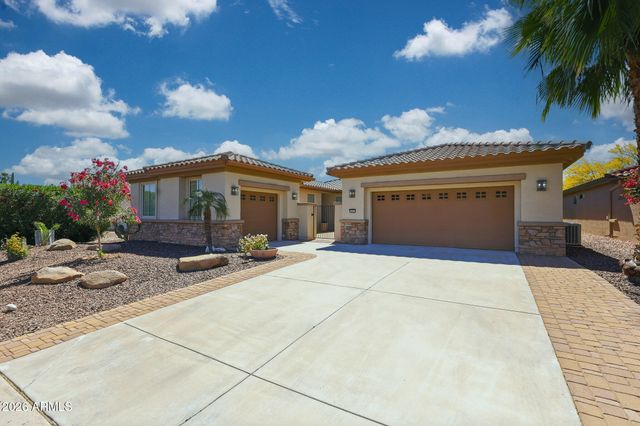 16231 W CHEERY LYNN Road, Goodyear, AZ 85395