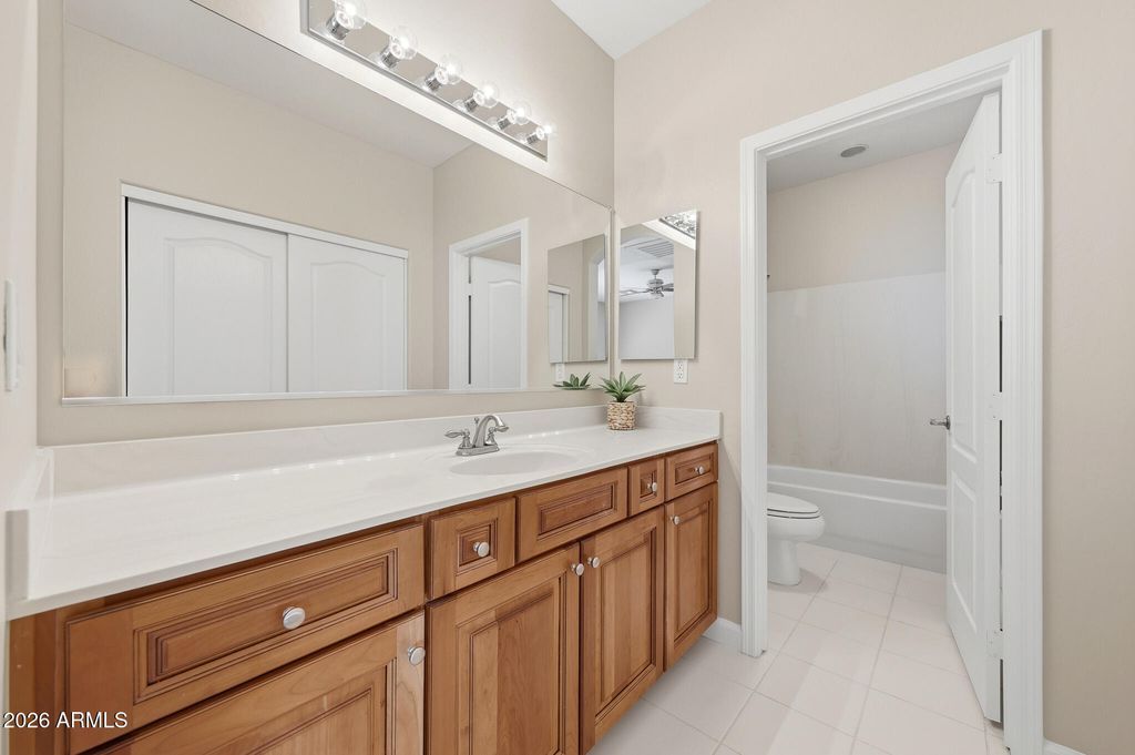 Image 30 of property listing at 16231 W CHEERY LYNN Road, Goodyear, AZ 85395