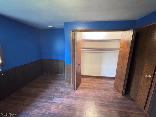 8615 Eberhart Road NE, Dover, OH 44622