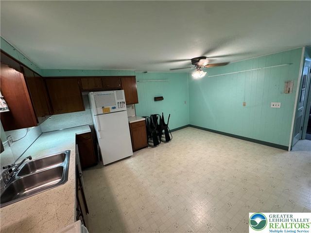 58 George Avenue, Upper Nazareth Twp, PA 18064