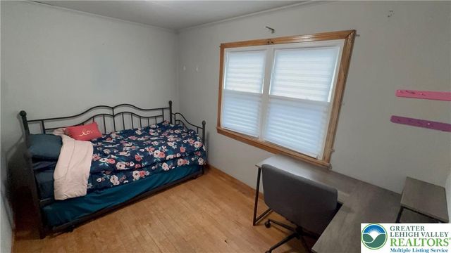 58 George Avenue, Upper Nazareth Twp, PA 18064