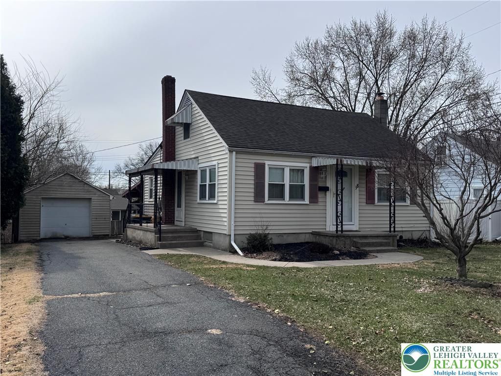 58 George Avenue, Upper Nazareth Twp, PA 18064