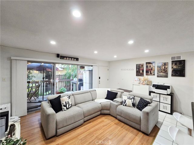 3050 S Bristol Street 44, Santa Ana, CA 92704