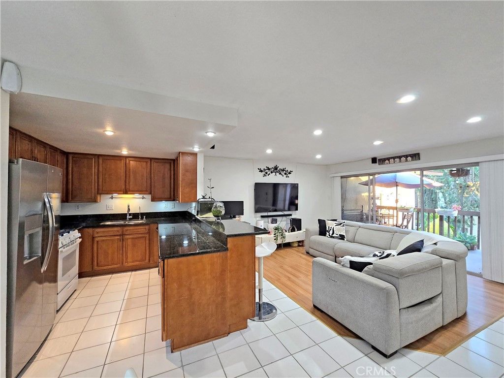 3050 S Bristol Street 44, Santa Ana, CA 92704