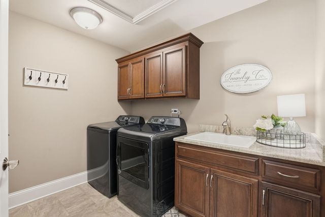 8743 Stone Creek Boulevard, Frankfort, IL 60423