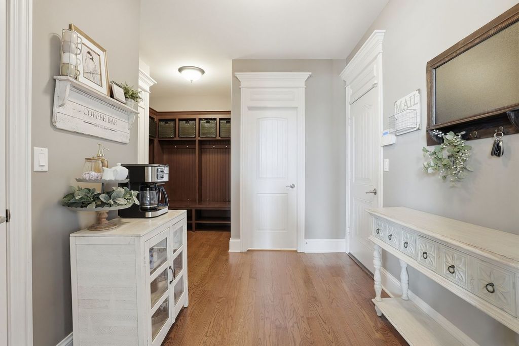 Image 18 of property listing at 8743 Stone Creek Boulevard, Frankfort, IL 60423