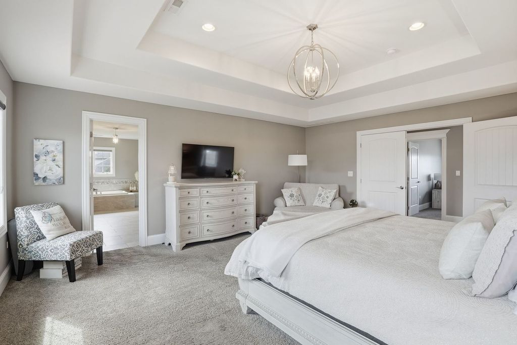 Image 34 of property listing at 8743 Stone Creek Boulevard, Frankfort, IL 60423