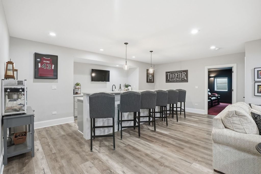 Image 42 of property listing at 8743 Stone Creek Boulevard, Frankfort, IL 60423
