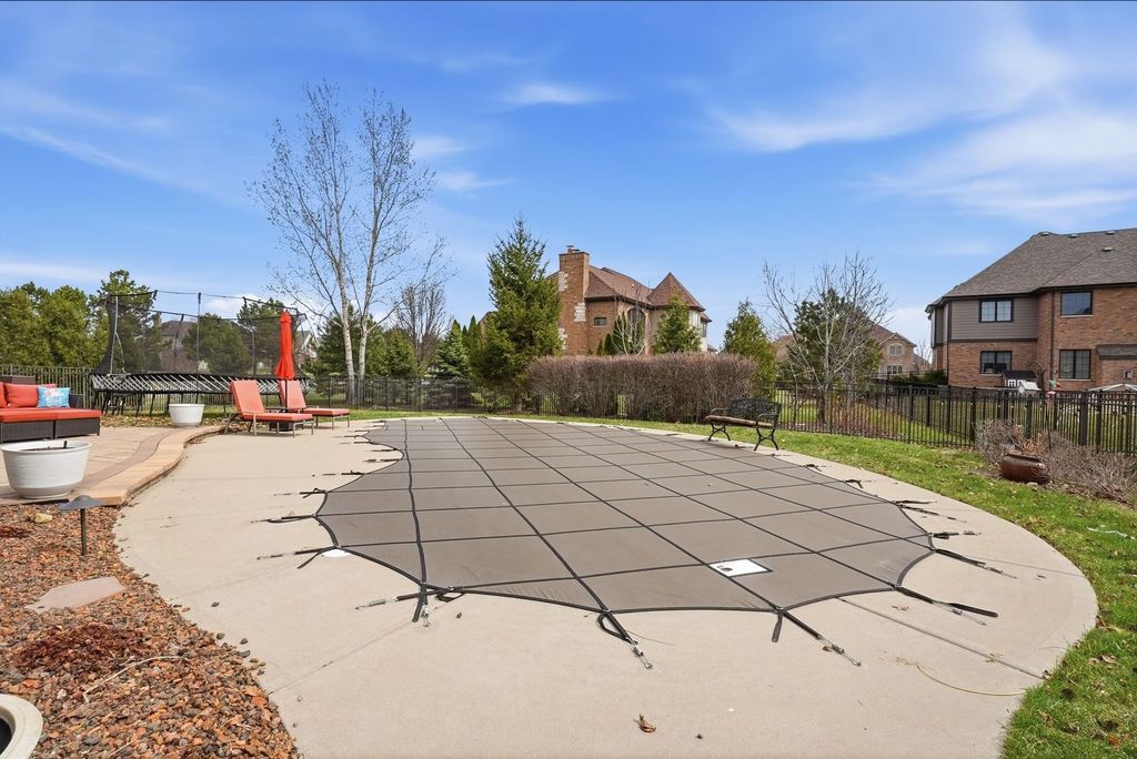 Image 65 of property listing at 8743 Stone Creek Boulevard, Frankfort, IL 60423