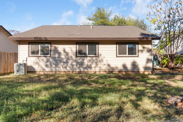 9410 Valley Bend, San Antonio, TX 78250