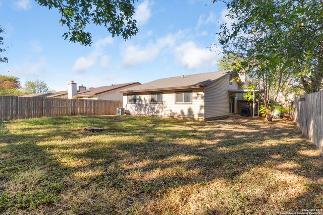 9410 Valley Bend, San Antonio, TX 78250