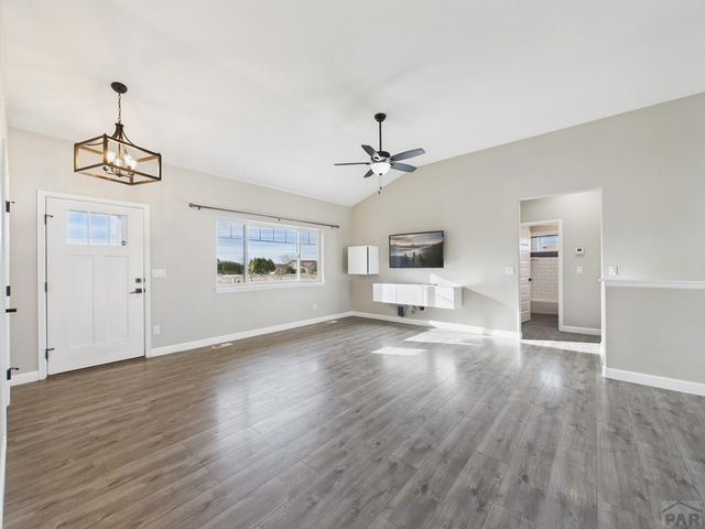 468 S Arriba Dr, Pueblo West, CO 81007