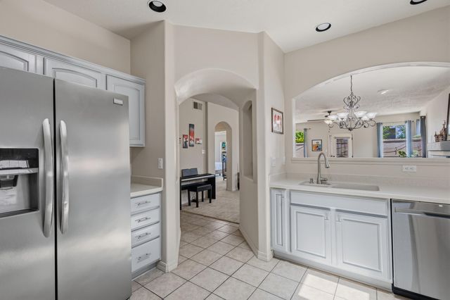 9027 Village Avenue NE, Albuquerque, NM 87122