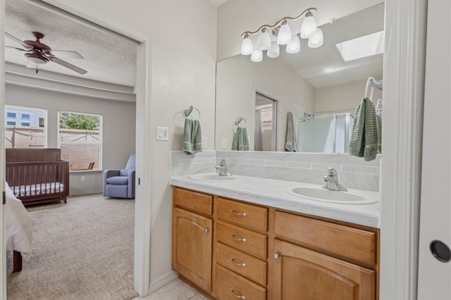9027 Village Avenue NE, Albuquerque, NM 87122