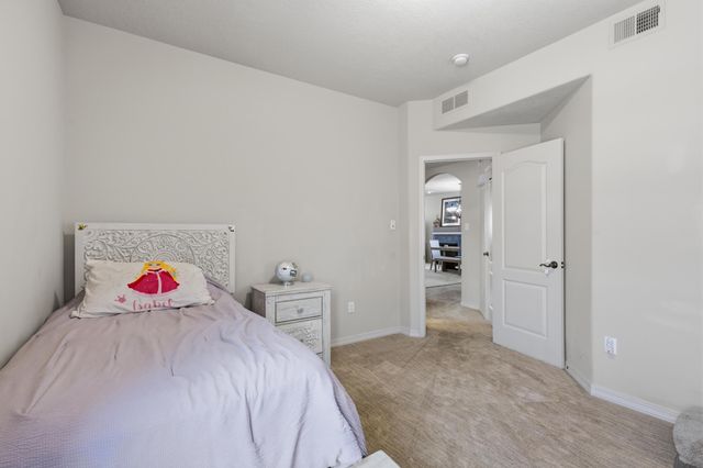 9027 Village Avenue NE, Albuquerque, NM 87122