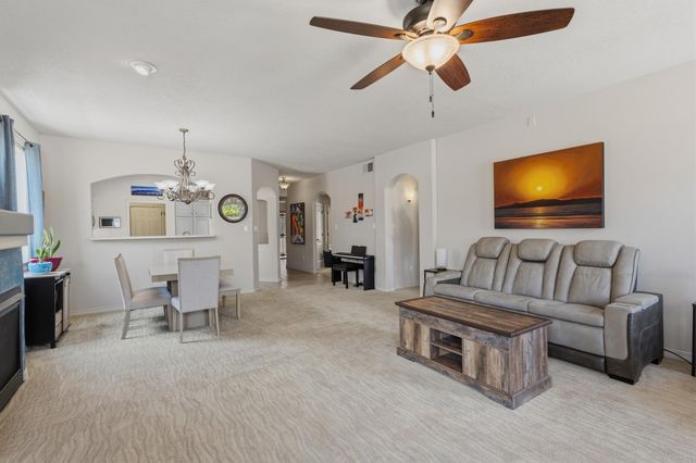 9027 Village Avenue NE, Albuquerque, NM 87122