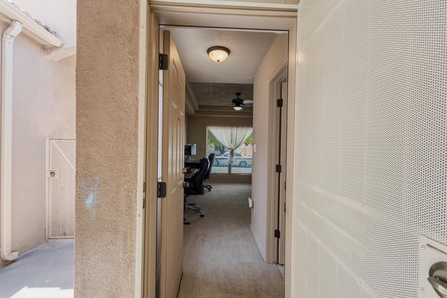 9027 Village Avenue NE, Albuquerque, NM 87122