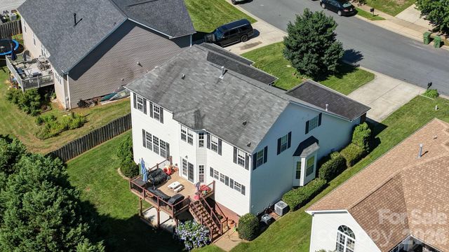 141 Riverfront Parkway, Mount Holly, NC 28120