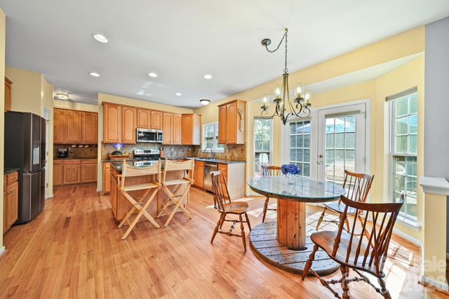 141 Riverfront Parkway, Mount Holly, NC 28120
