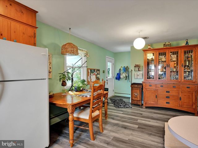 2190 GILBERTSVILLE RD, Pottstown, PA 19464