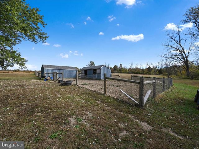 2190 GILBERTSVILLE RD, Pottstown, PA 19464