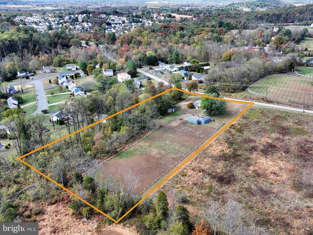 2190 GILBERTSVILLE RD, Pottstown, PA 19464