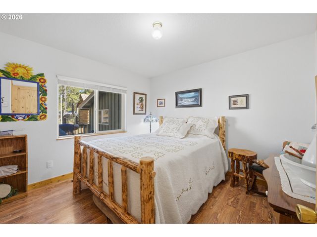 16356 PARK Dr, La Pine, OR 97739