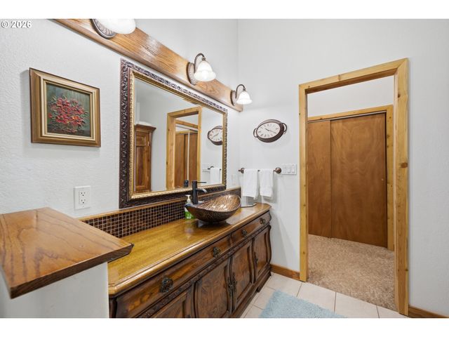 16356 PARK Dr, La Pine, OR 97739