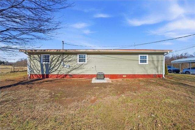 2013 Liberty Church Road, Yadkinville, NC 27055