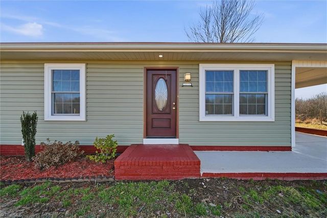 2013 Liberty Church Road, Yadkinville, NC 27055