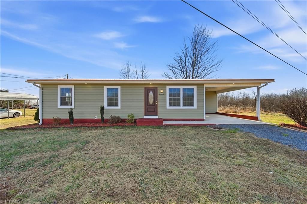 2013 Liberty Church Road, Yadkinville, NC 27055