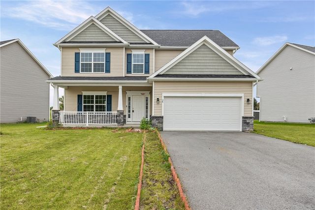 38 Kingsbarn Road, Henrietta, NY 14586