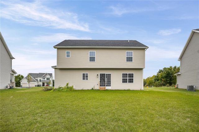 38 Kingsbarn Road, Henrietta, NY 14586