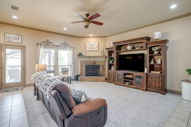 1733 Colorado Drive, Burleson, TX 76028