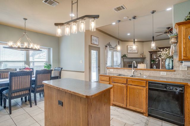 1733 Colorado Drive, Burleson, TX 76028