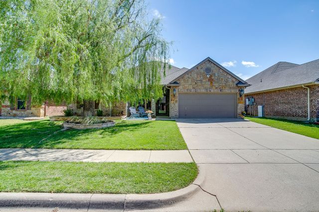 1733 Colorado Drive, Burleson, TX 76028