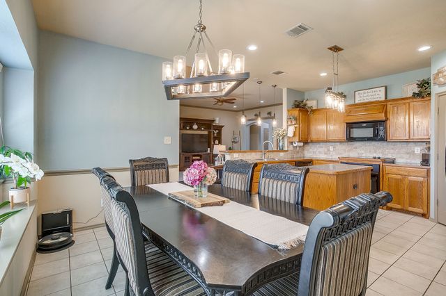 1733 Colorado Drive, Burleson, TX 76028