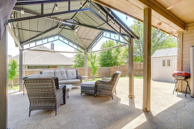 1733 Colorado Drive, Burleson, TX 76028