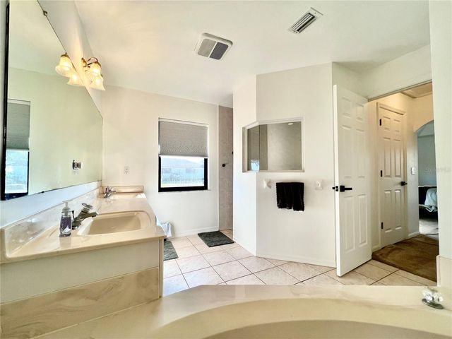 426 NW 37TH PLACE, Cape Coral, FL 33993