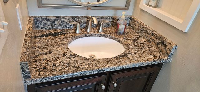 515 Cambridge CT F1, Hardy, VA 24101