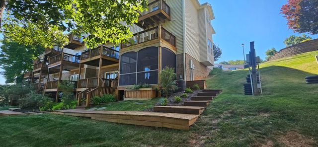 515 Cambridge CT F1, Hardy, VA 24101